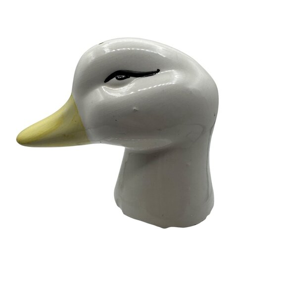 Vintage Ceramic Duck Head Salt & Pepper Shaker Set White With Yellow Bills - Picture 3 of 7
